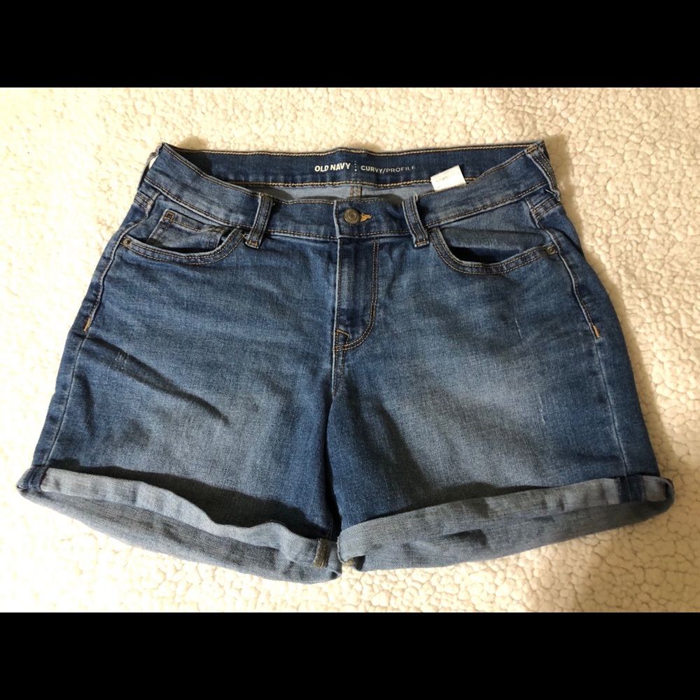 Old Navy Curvy Profile Jean Shorts